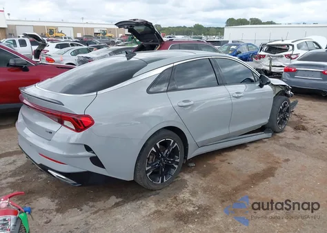 2022 Kia K5 Gt-Line z USA, uszkodzony, nr VIN 5XXG64J2XNG105901